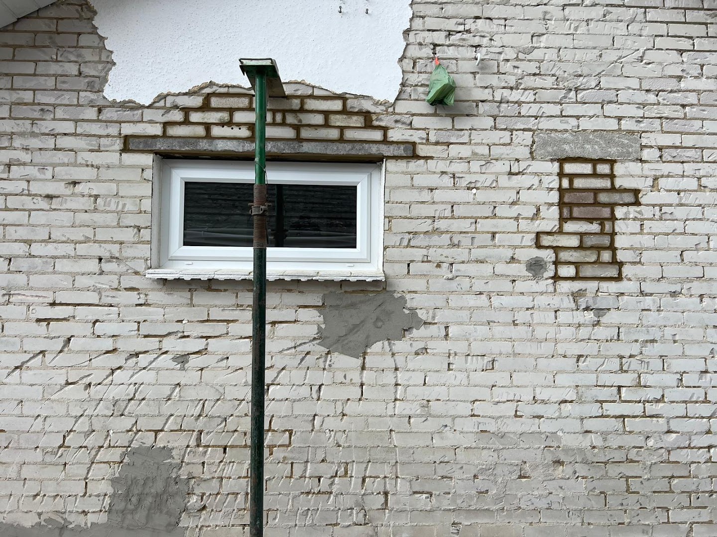 K Bennett Plastering Poole — Photos 14