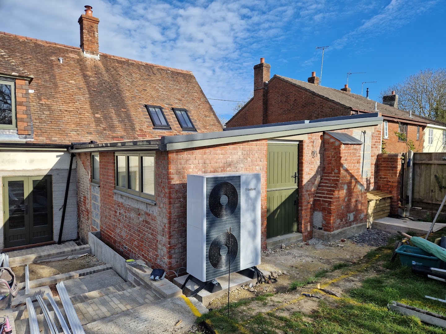 K Bennett Plastering Poole — Photos 10